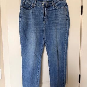 Classic Blue Women's Jea